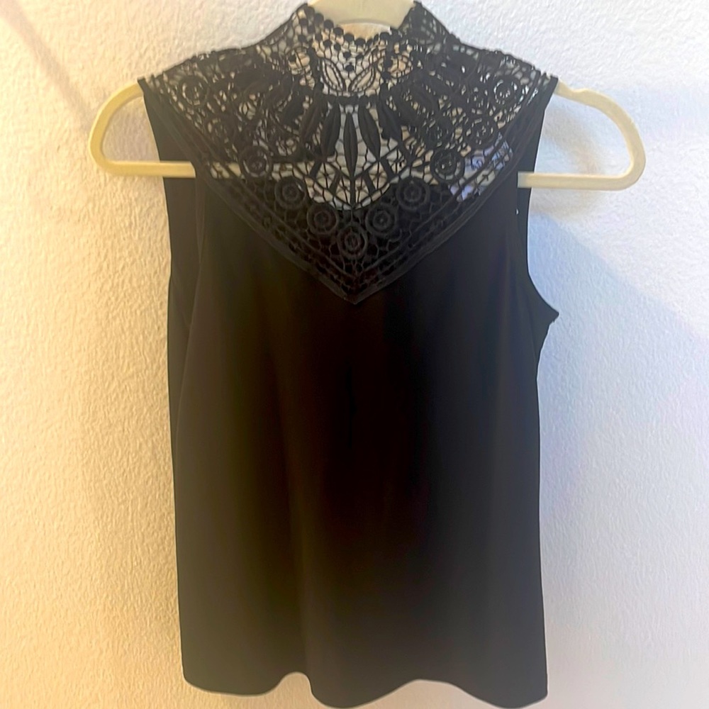 Joseph Ribkoff High-neck lace camisole
